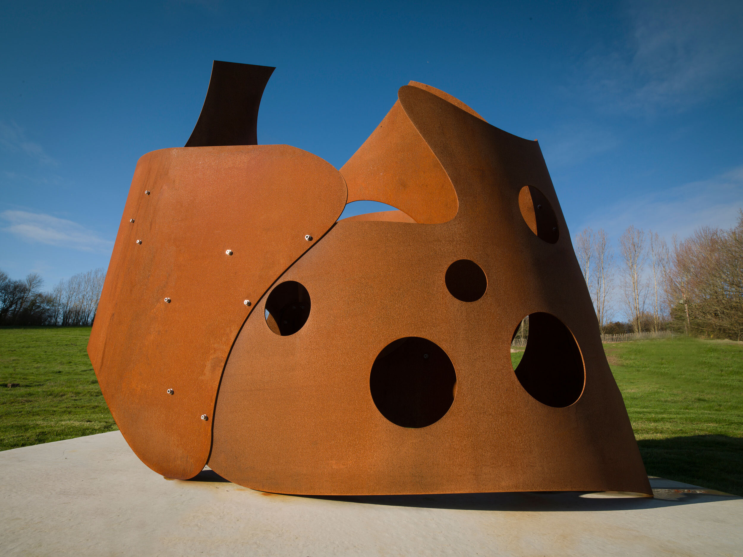 Jeff-Lowe,-Lock-No.-2,-corten-steel,-174-x-210-x-150-cm,-JL231120_0129.jpg