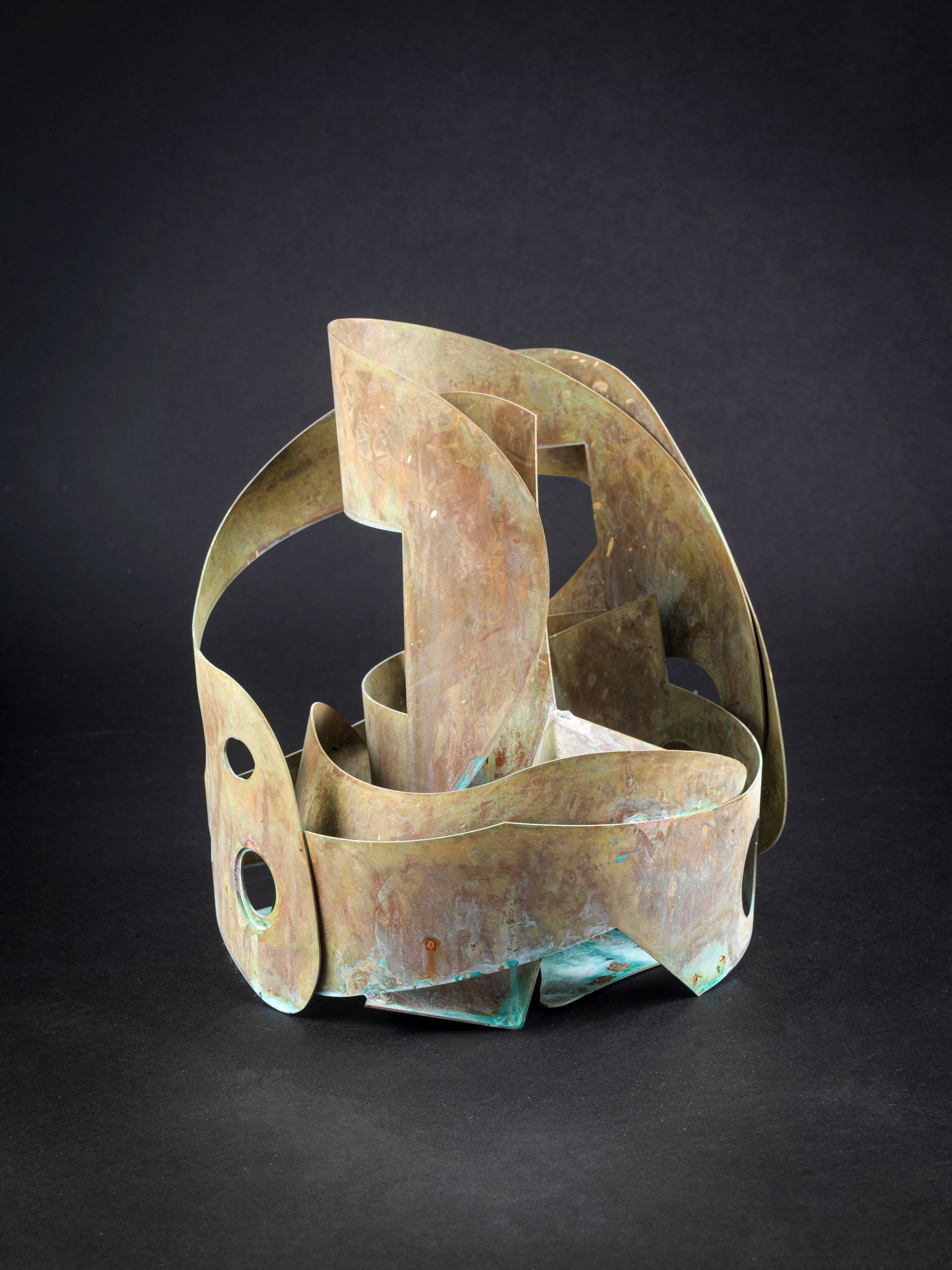 Jeff-Lowe,-Act-of-Instance-No.-2,-2020,-patinated-brass,-29-x-20-x-29-cm,-JL030221_0072.jpg