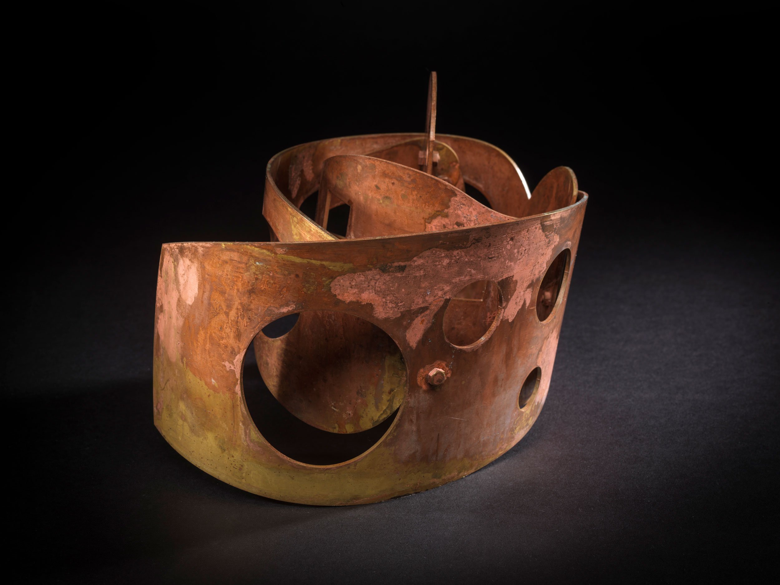 Act-of-Instance-No.-5,-2020,-patinated-brass,-22x16x17cm,-JL270820_0097.jpg