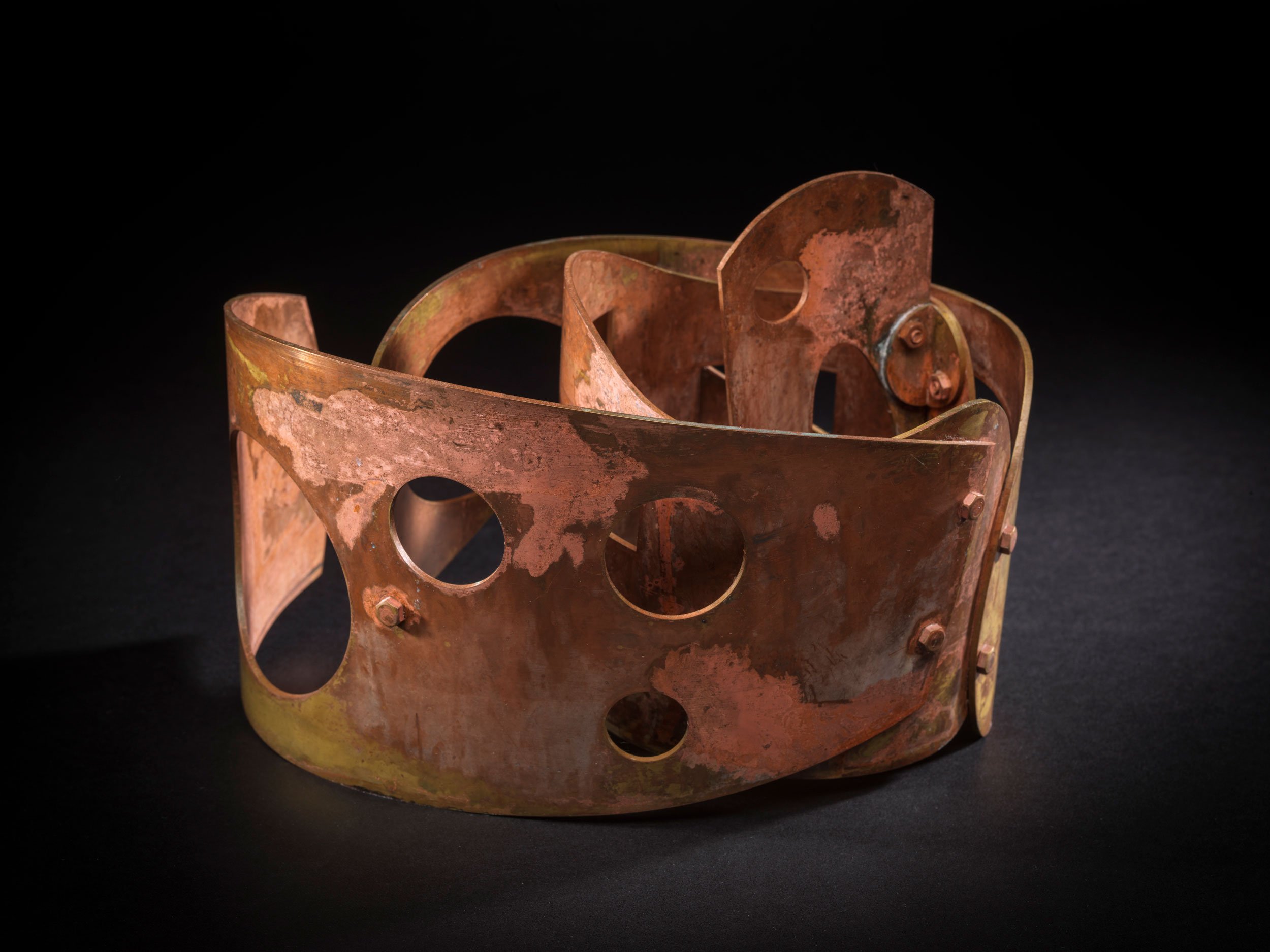 Act-of-Instance-No.-5,-2020,-patinated-brass,-22x16x17cm,-JL270820_0100.jpg