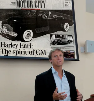 Richard uses a Detroit Free Press article on the meteoric rise of GM during the mid-twentieth century; similar articles further down.