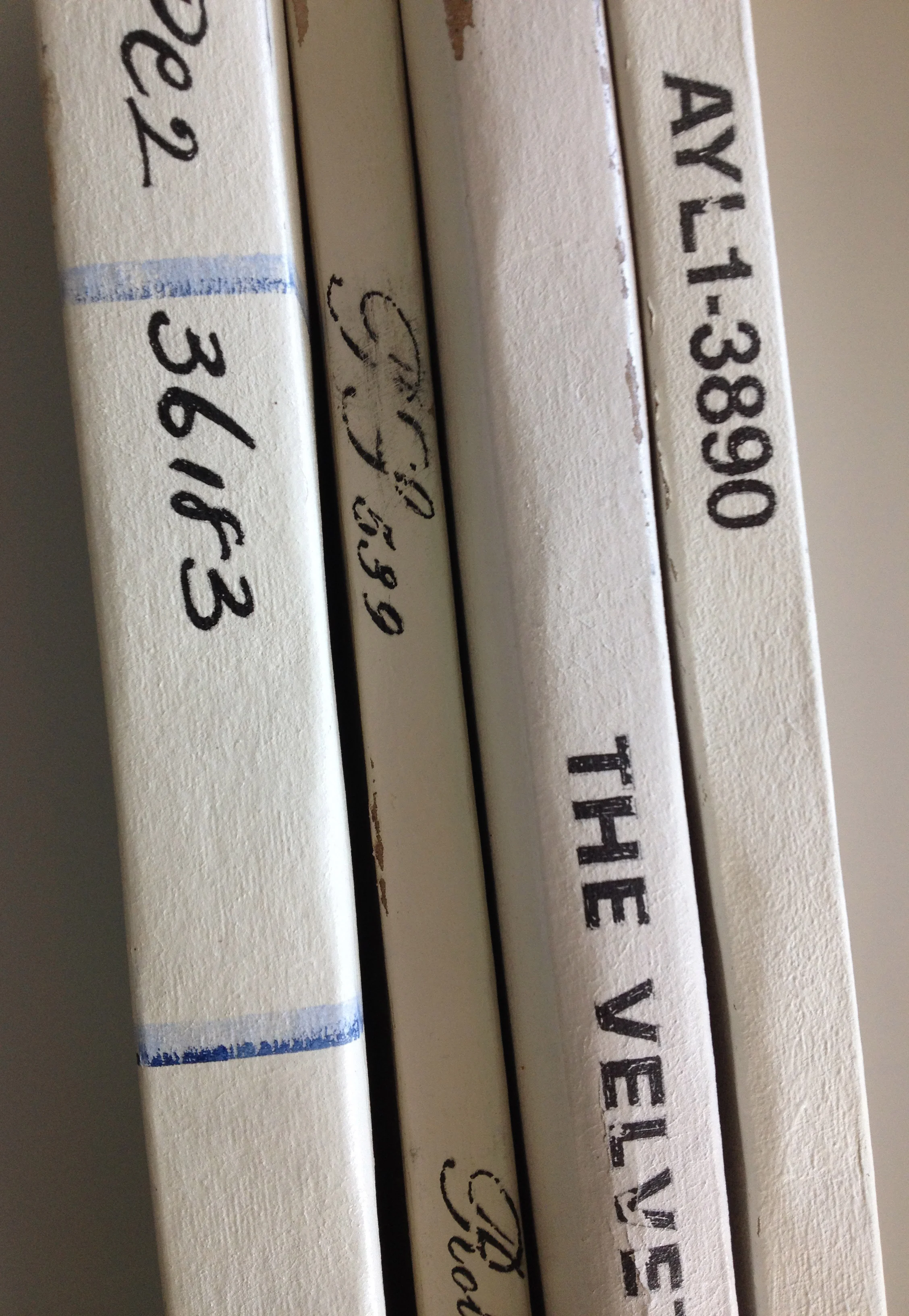 CBS 32083, Polydor 2303 029, PL 539, AYLI-3890, PE2-36183