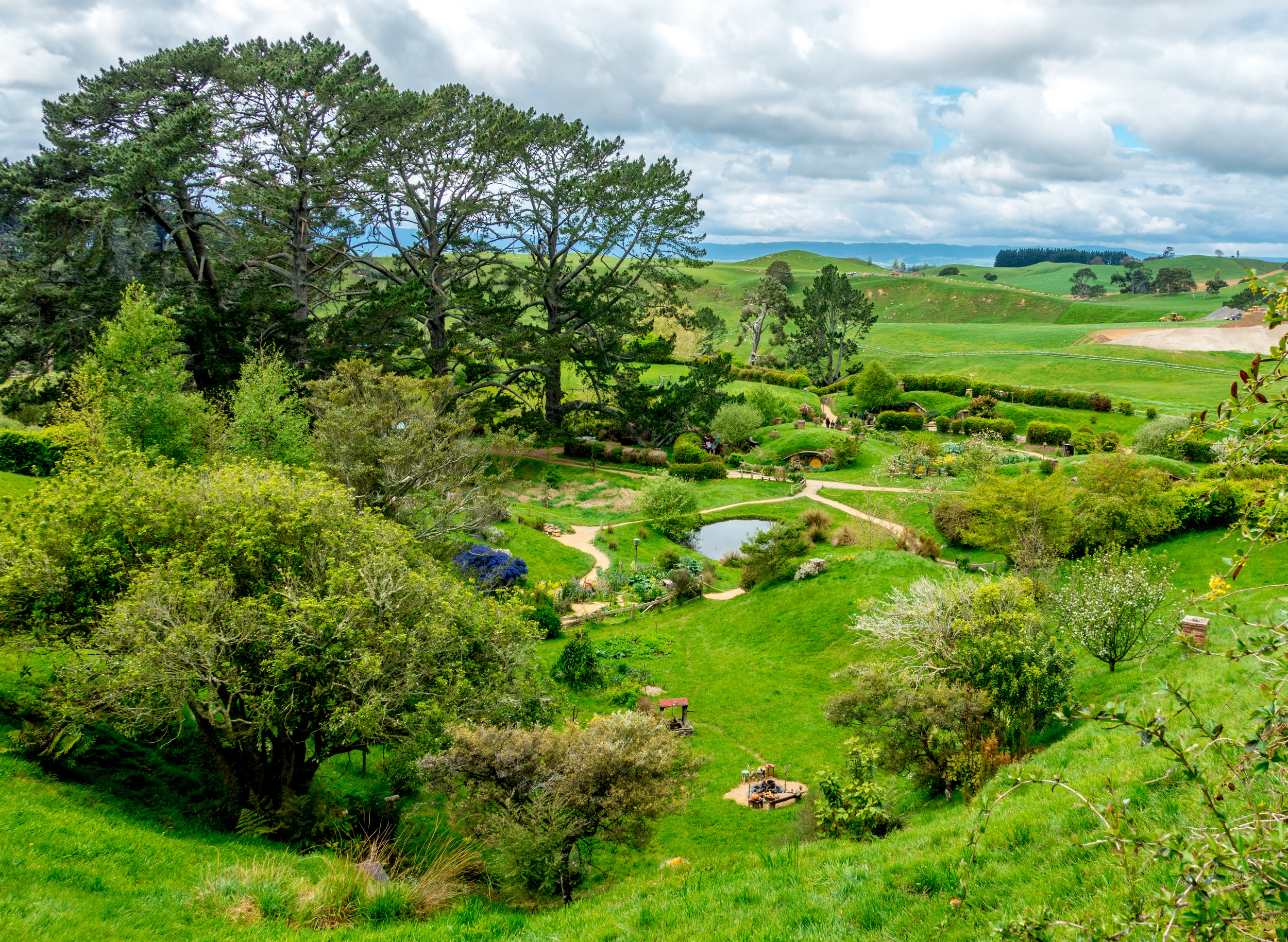 hobbiton_view.jpg