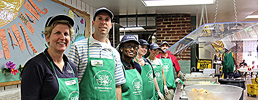 Volunteers/Photo source: So Others Might Eat