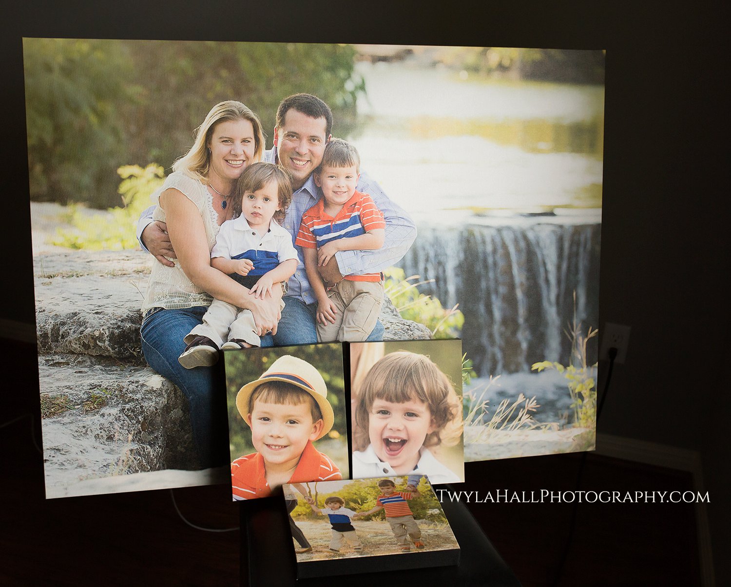 Beautiful 30x40 canvas and mini 8x10 canvases - custom designed for their home interior. This ain't yo momma's 11x14!