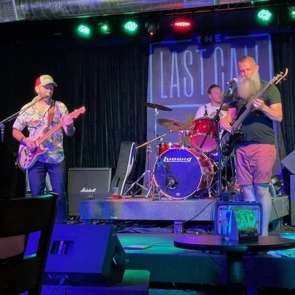Tonight was the 7th show in 9 days. Thank you @thelastcalltarzana for hosting this evening. To everyone who came out tonight to support us, we want you to know how much we appreciate you. Thank you!