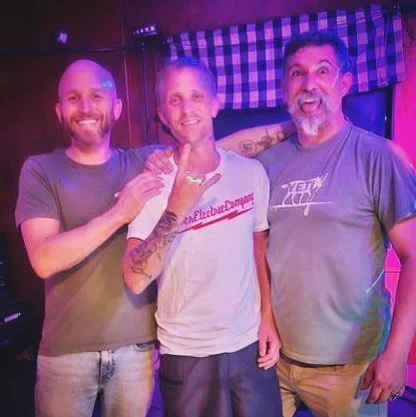 ⚡️⚡️⚡️⚡️@stoneyfrontbarandgrill ⚡️⚡️⚡️⚡️
This place is packed with history! What a great night.
Seth and Elissa, you&rsquo;re amazing ❤️