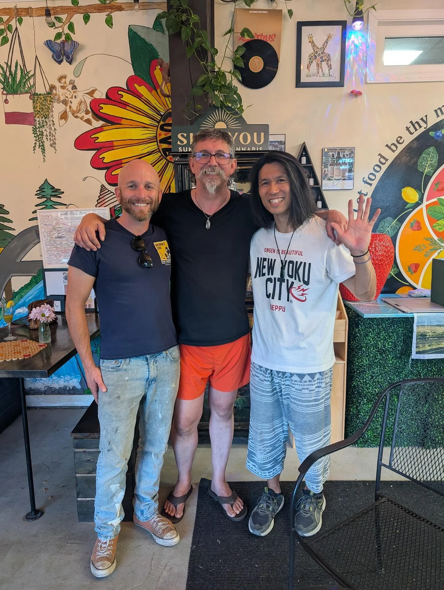 Immensely grateful for our opportunity to perform at @truejuiceorganics with Goh Kurosawa. Highly recommend checking out his music on Bandcamp! He&rsquo;s truly an unbelievable performer. Perhaps most importantly, a massive thanks to @banjoyoungblood