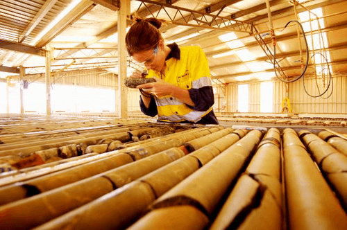 geologist-inspecting-core-samples-newmont.png