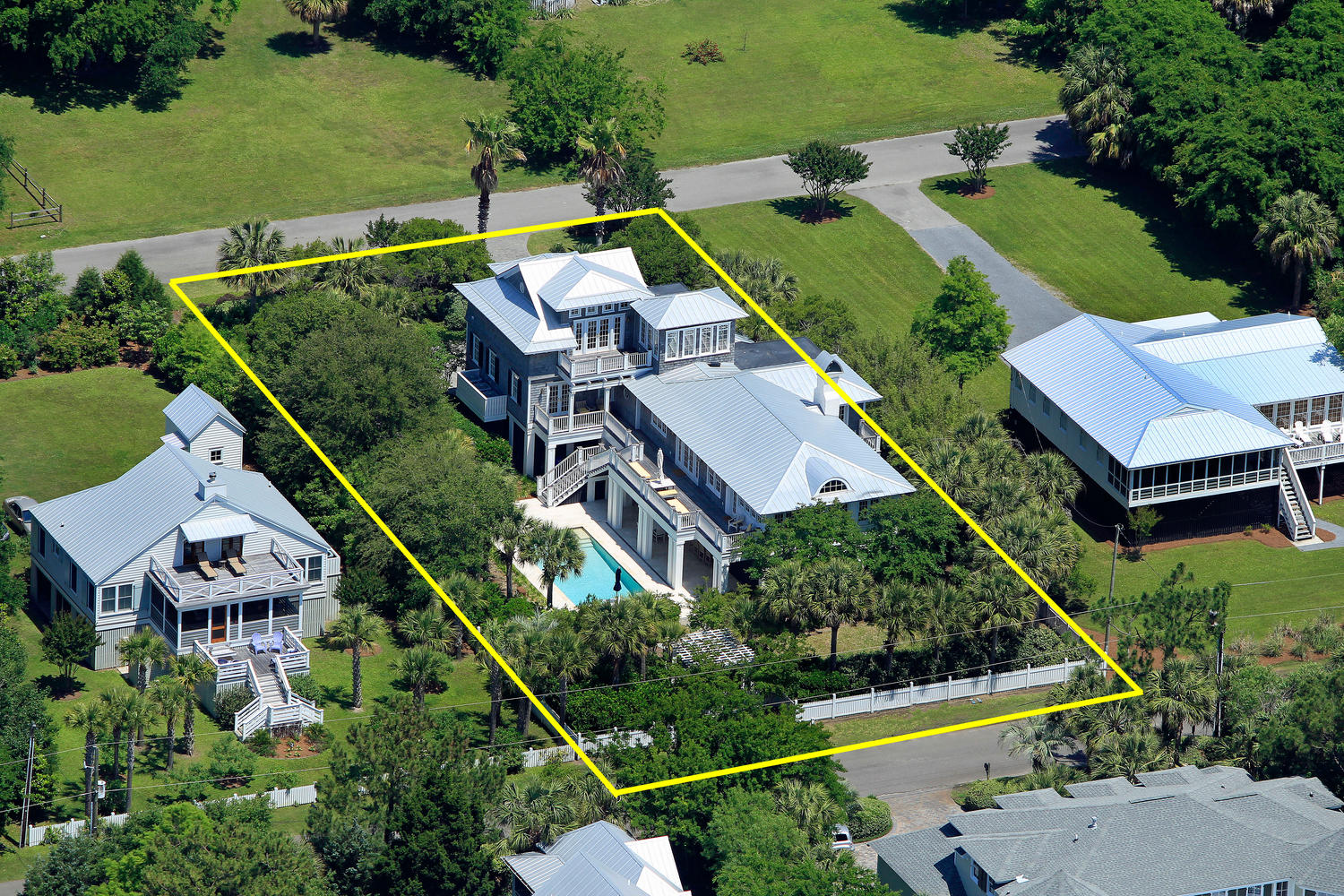 2668 Bayonne St Sullivans-large-002-2-MG 4738-1500x1000-72dpi.jpg