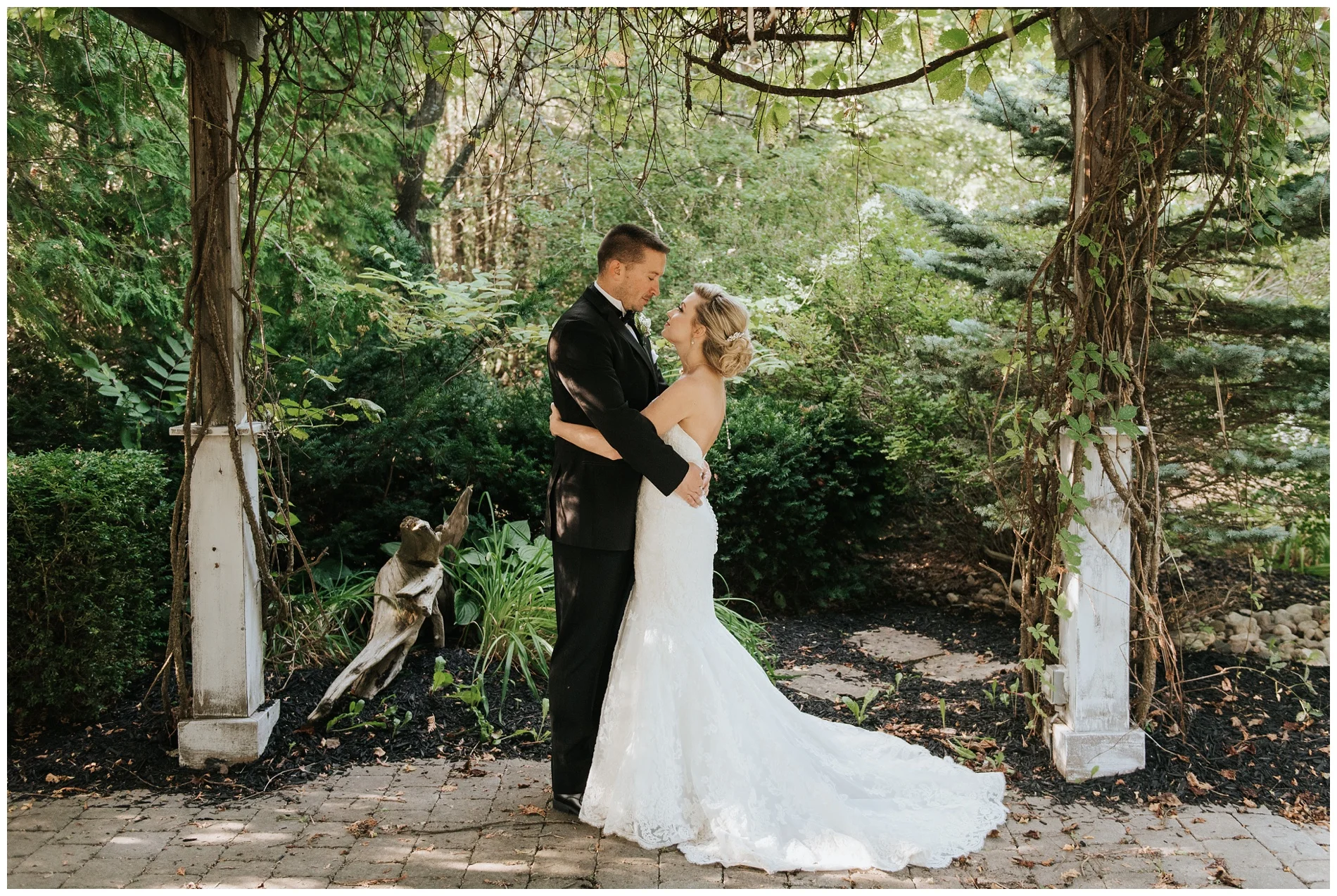 BelcroftEstatesWeddingPhotographyInnisfil062_.jpg
