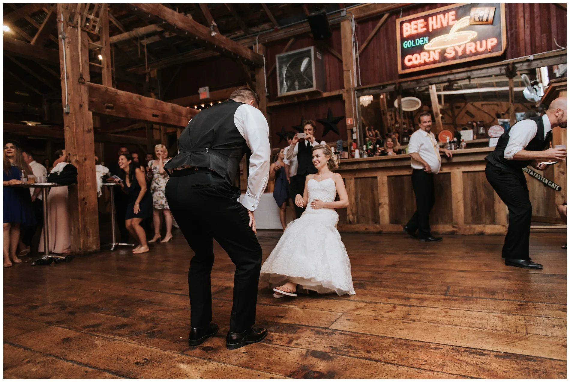 BelcroftEstatesWeddingPhotographyInnisfil110_.jpg