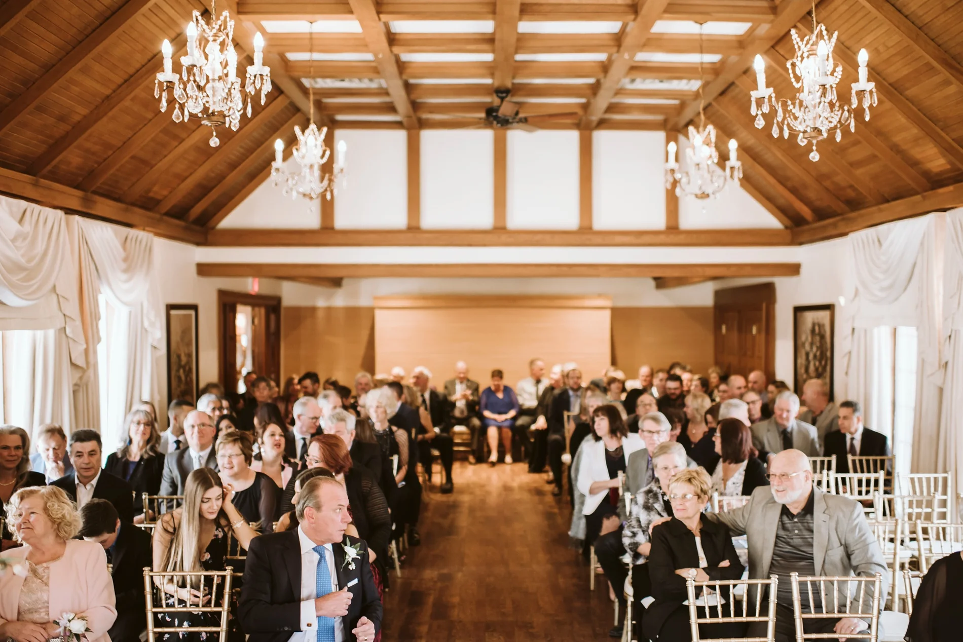 Best_Toronto_Wedding_Photographers_Glenerin_Inn_Mississauga_0026.jpg