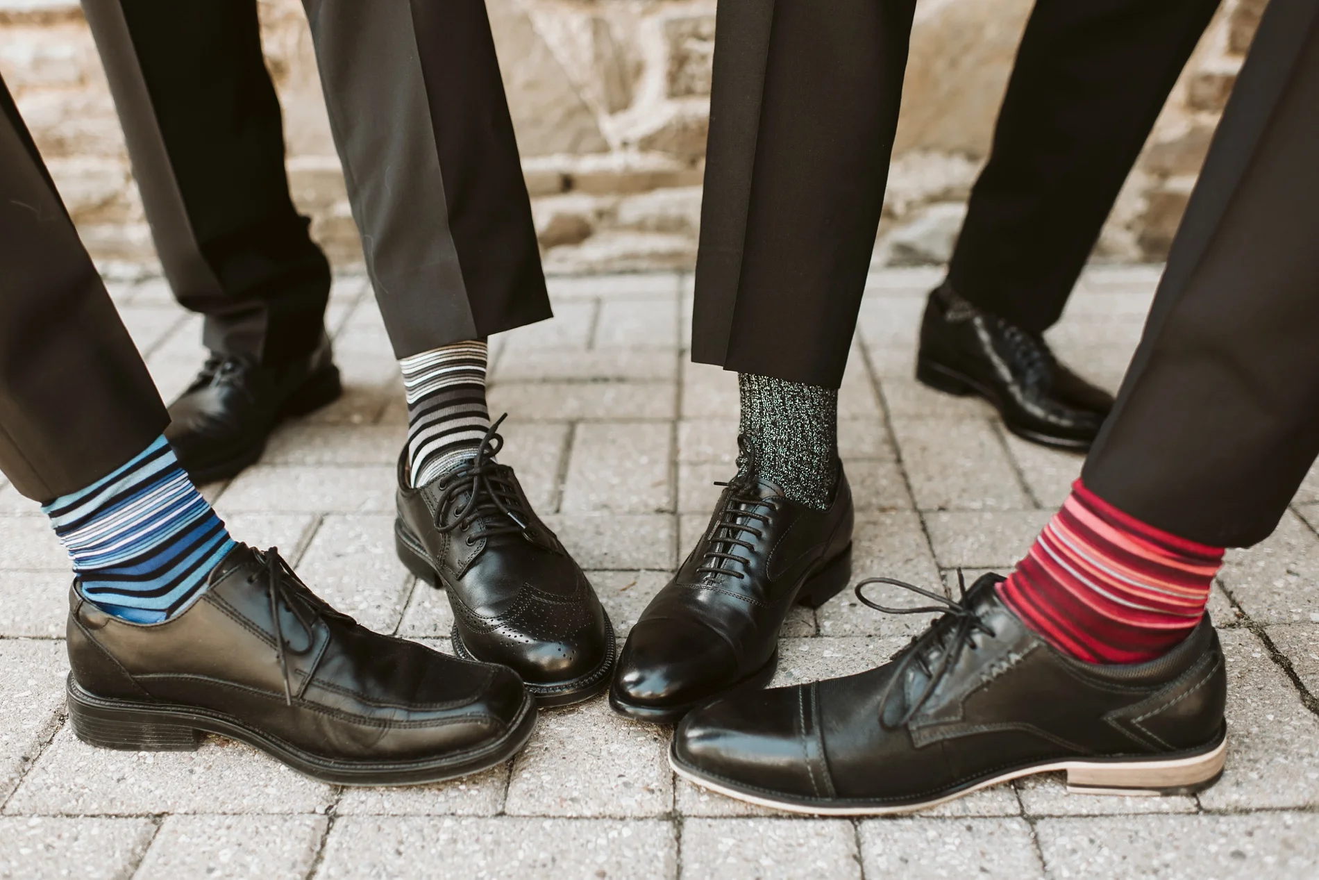 Best_Toronto_Wedding_Photographers_Glenerin_Inn_Mississauga_0045.jpg
