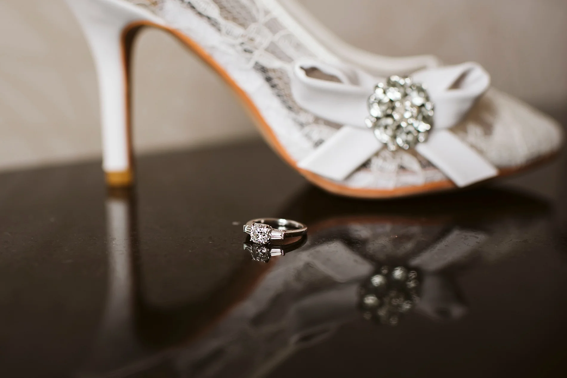 Best_Toronto_Wedding_Photographer_Niagara_Chateaux_des_Charmes_0002.jpg