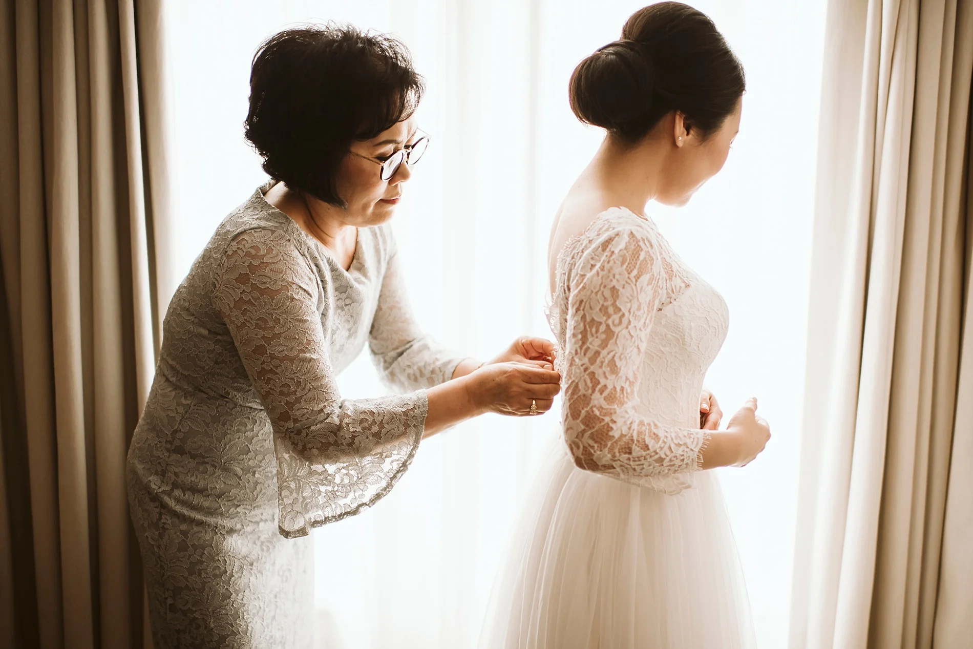 Best_Toronto_Wedding_Photographer_Niagara_Chateaux_des_Charmes_0005.jpg