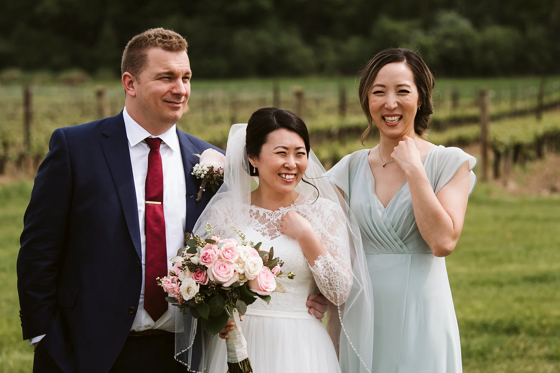 Best_Toronto_Wedding_Photographer_Niagara_Chateaux_des_Charmes_0020.jpg