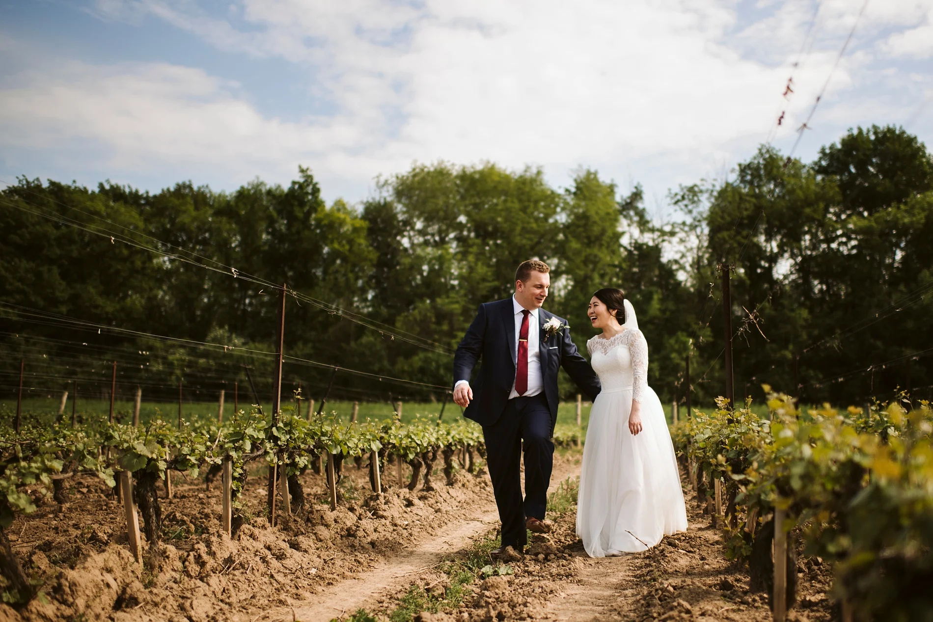 Best_Toronto_Wedding_Photographer_Niagara_Chateaux_des_Charmes_0049.jpg