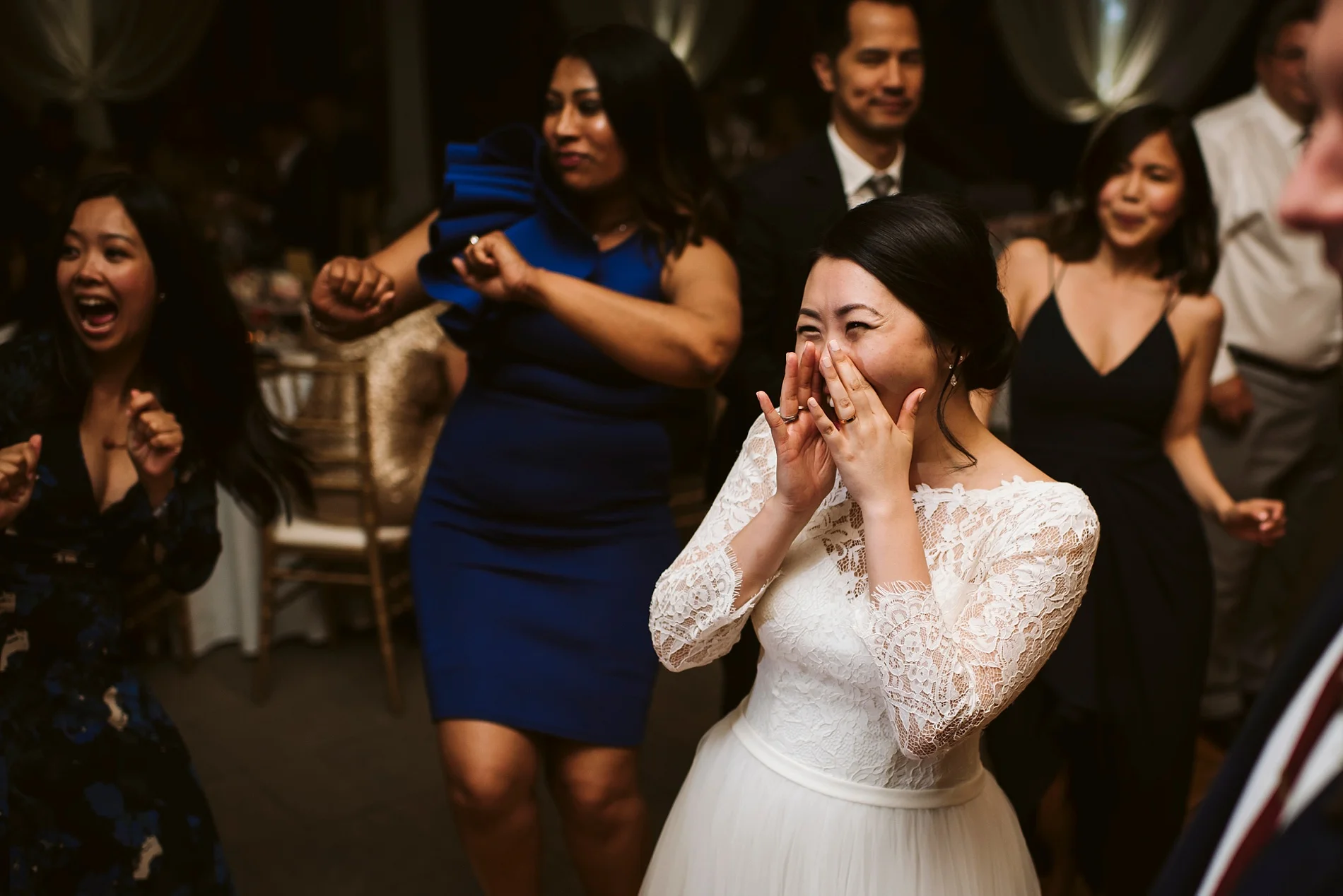 Best_Toronto_Wedding_Photographer_Niagara_Chateaux_des_Charmes_0103.jpg