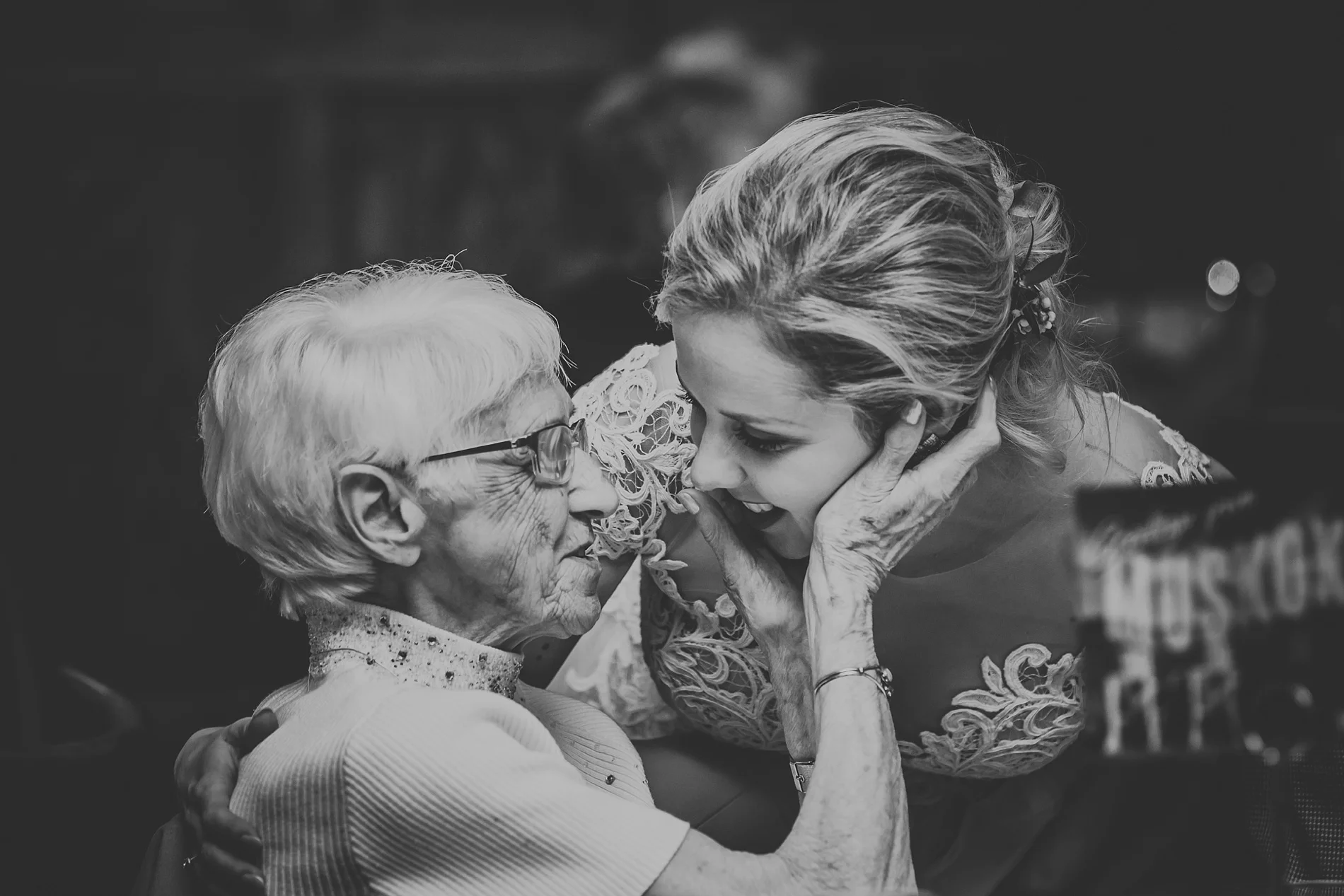 Toronto_Wedding_Photographer_Albany_Club_0102.jpg