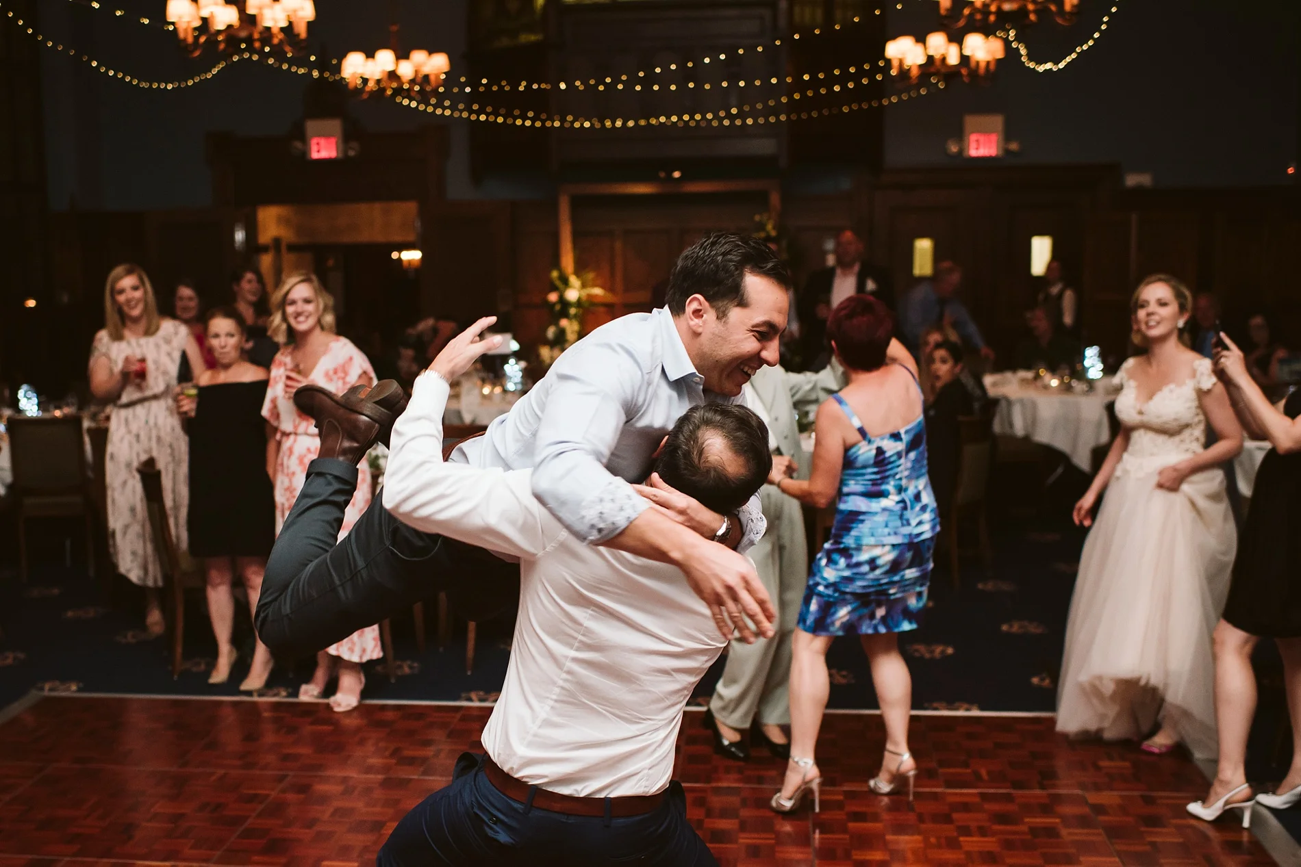Toronto_Wedding_Photographer_Albany_Club_0105.jpg