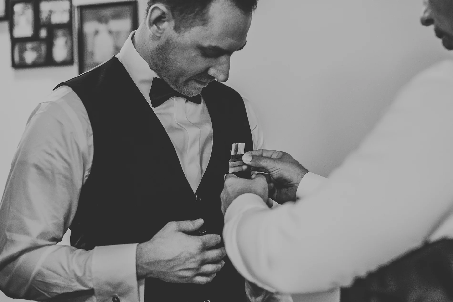 Eglington_Grand_Wedding_Photographer_0011.jpg