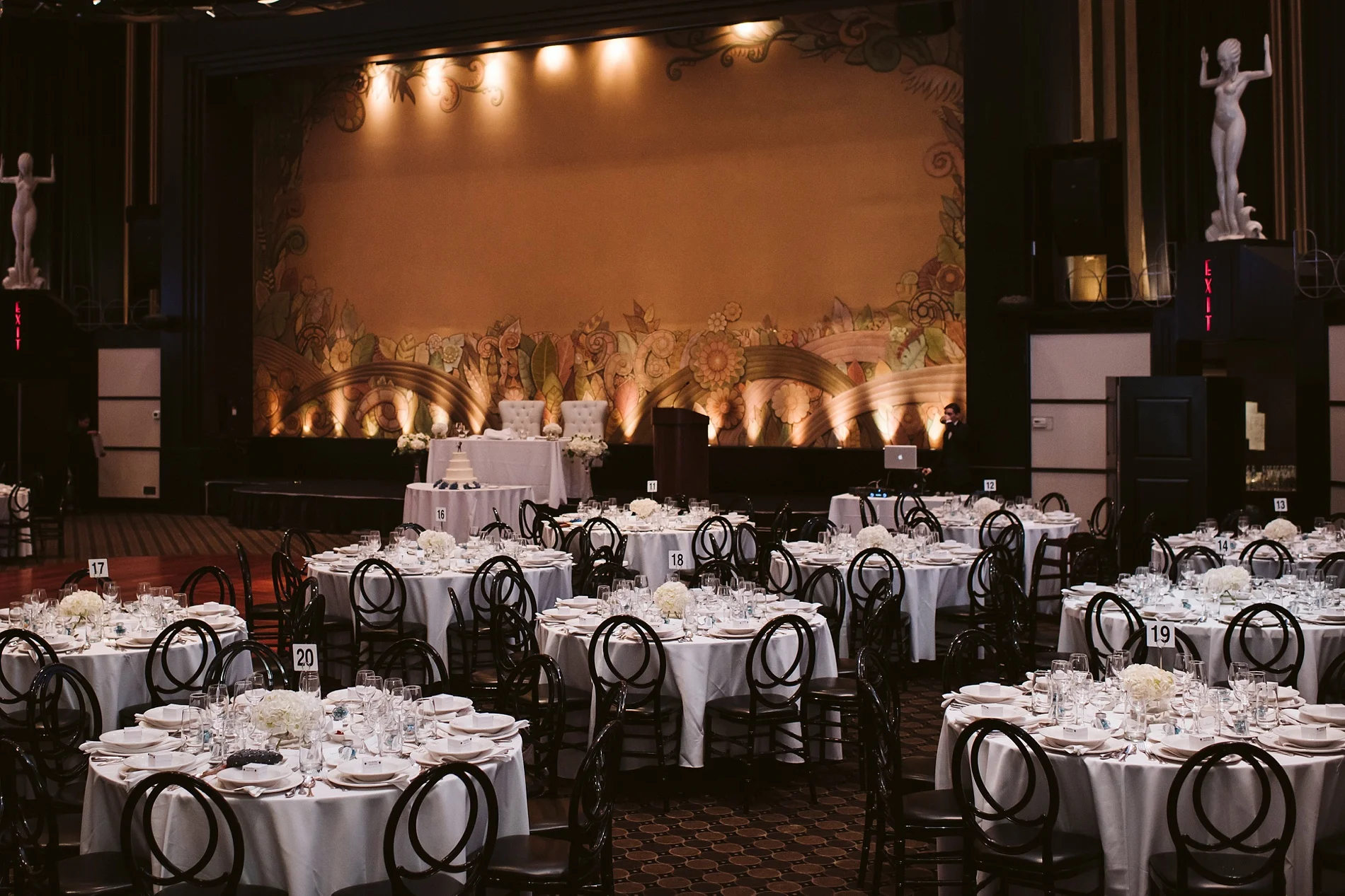 Eglington_Grand_Wedding_Photographer_0089.jpg