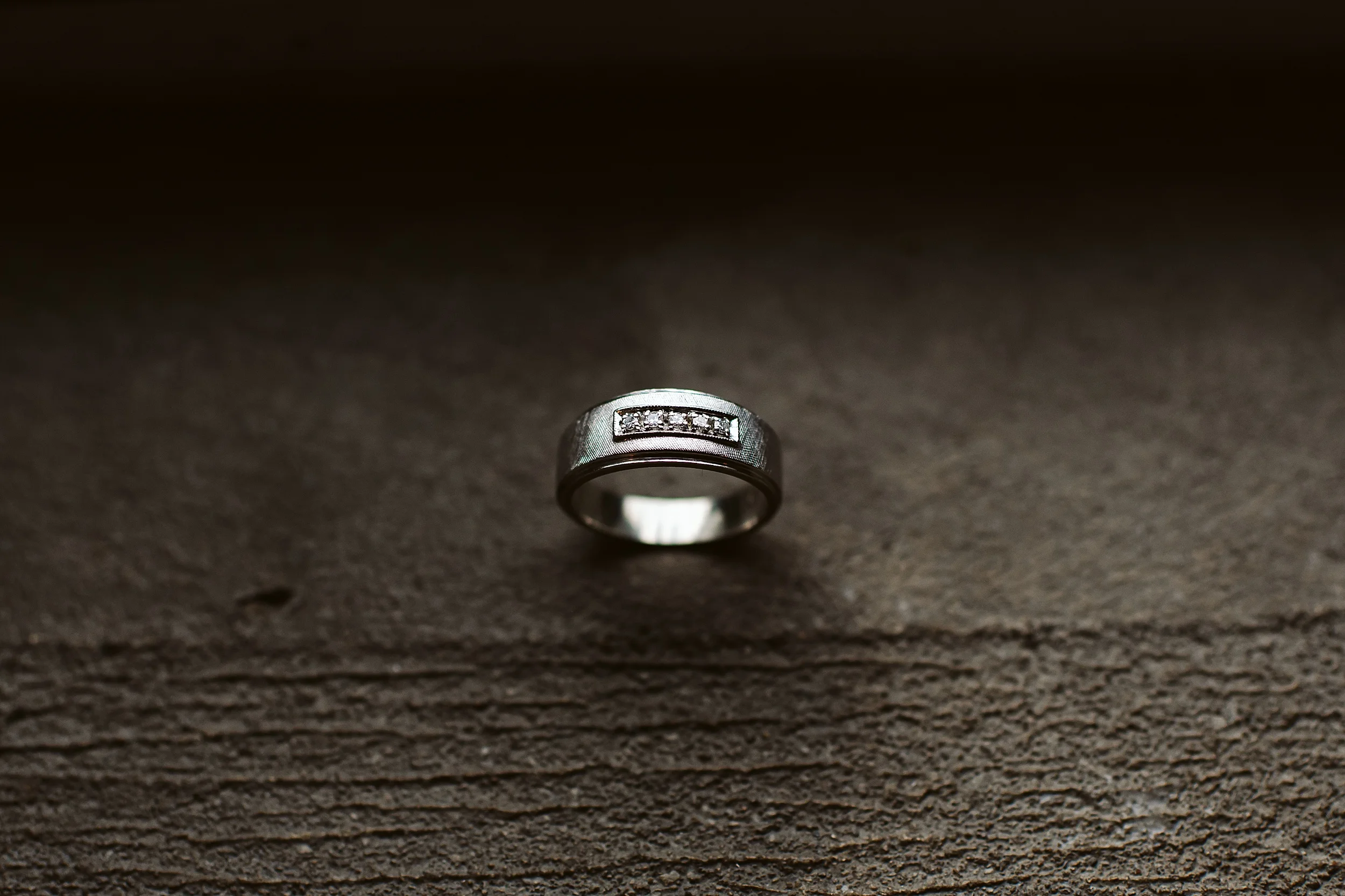 Airship-37-Berkeley-Events-Distillery-District-Wedding-Toronto-Wedding-Photographers_0015.jpg