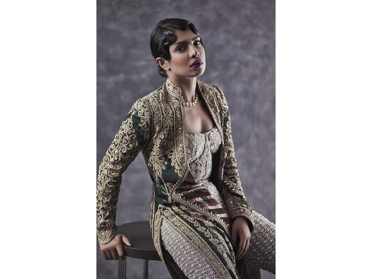 Hasper's+Bazaar+Bride+-+Priyanka+Chopra5334_900.jpg