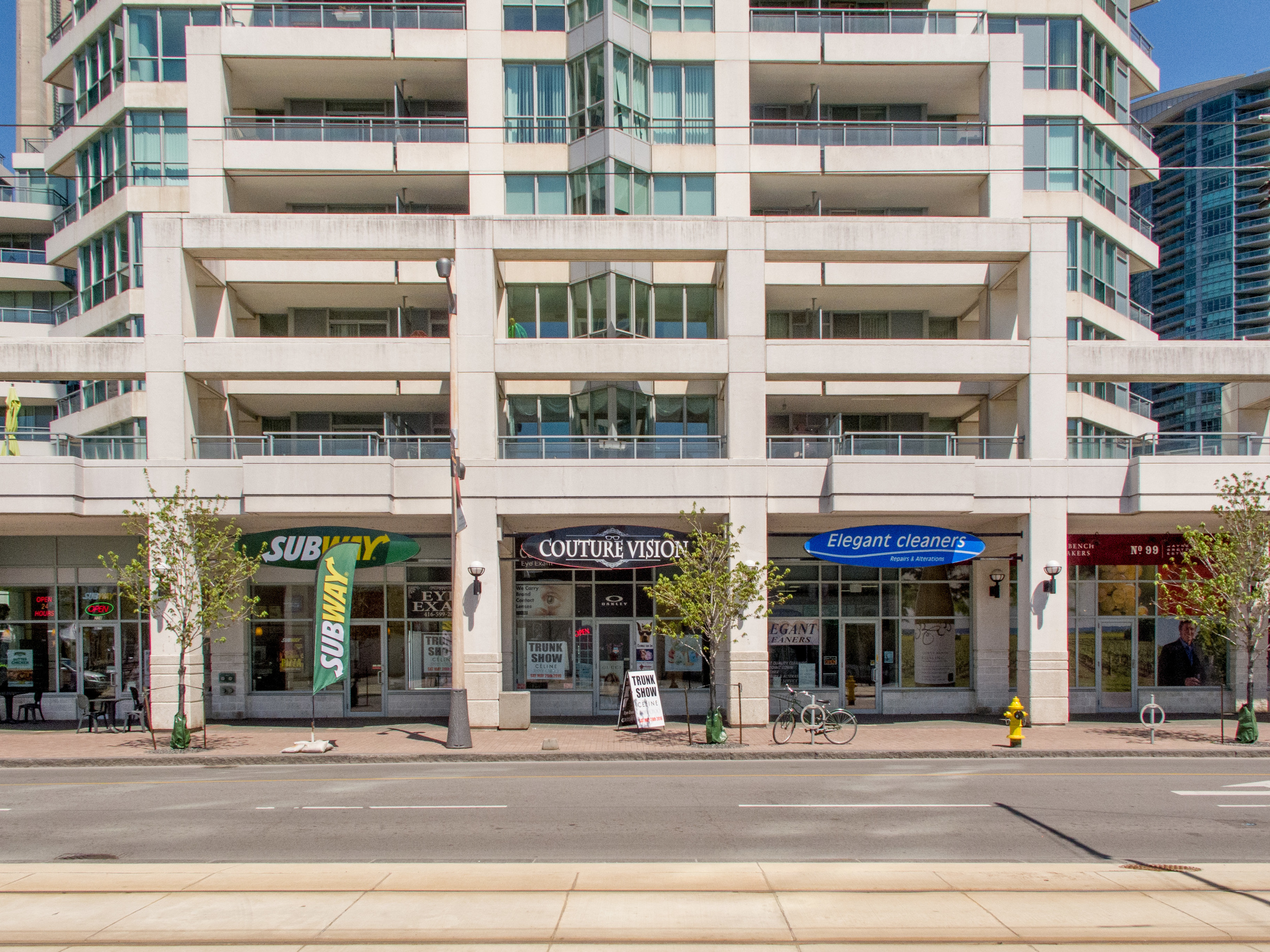Riviera Condominium, Queen Quay West