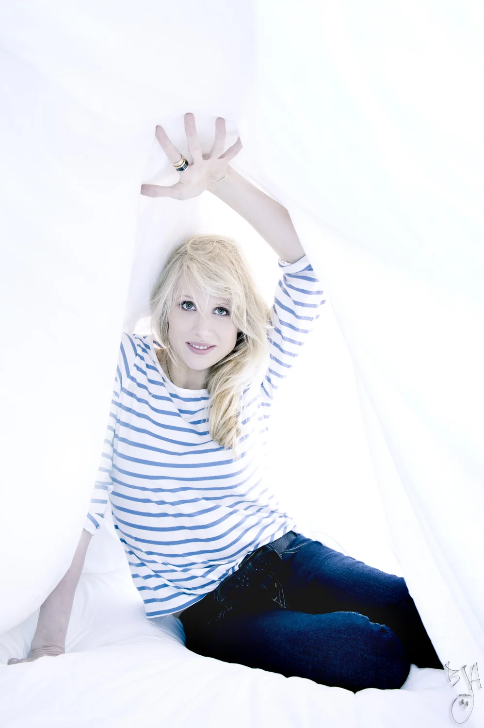 Lucy Punch - Actress