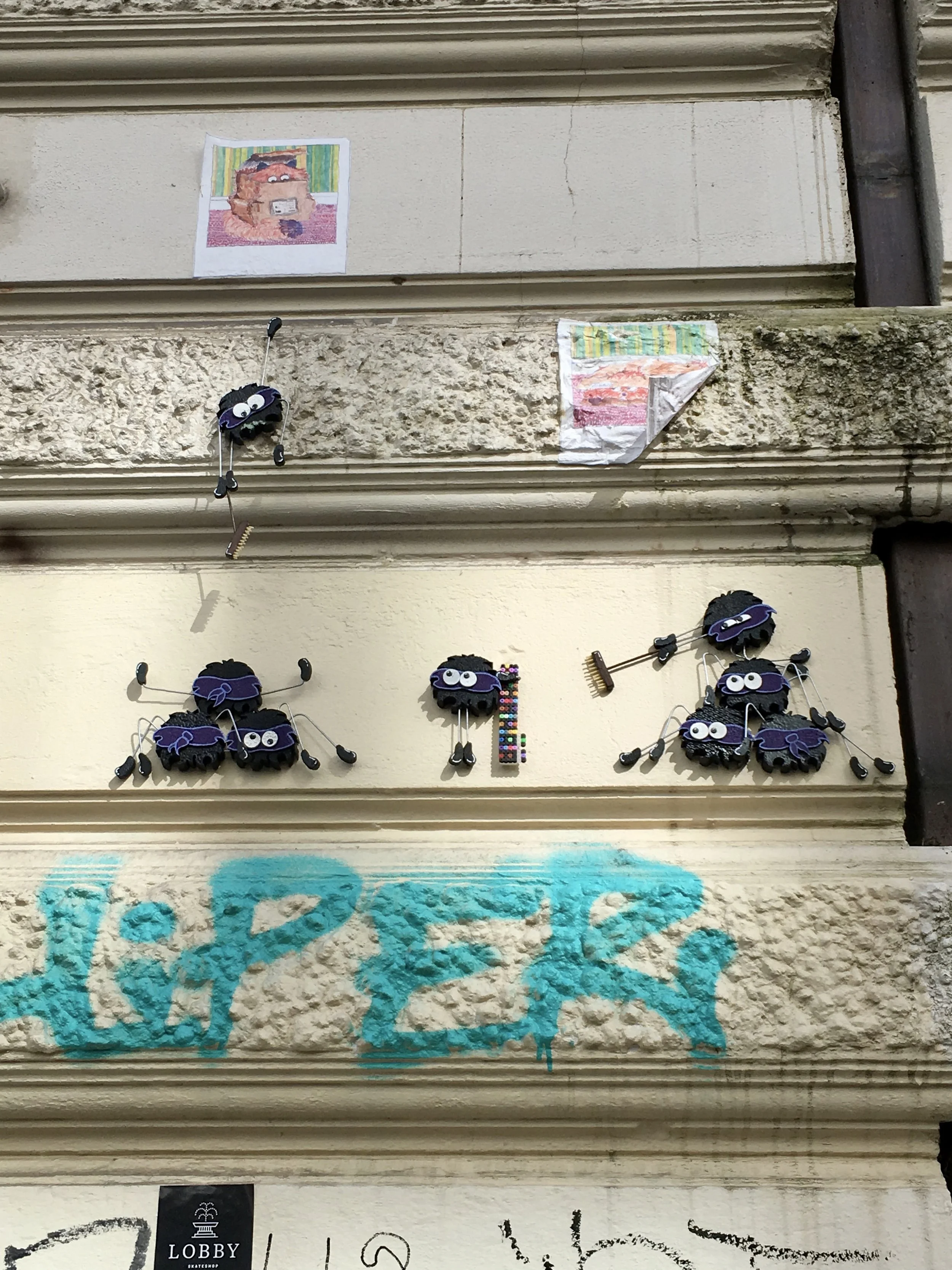Fun street art in Sternschanze