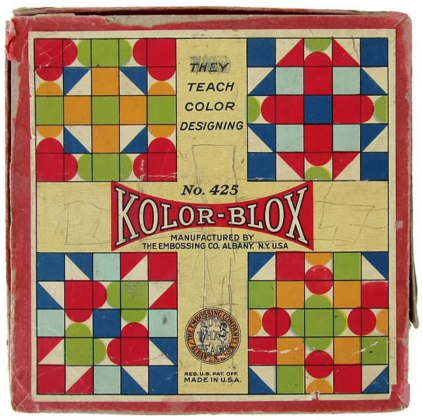 More arrangement of zones, in this case on a purely decorative basis. Kolor-Blox game board, circa 1935.