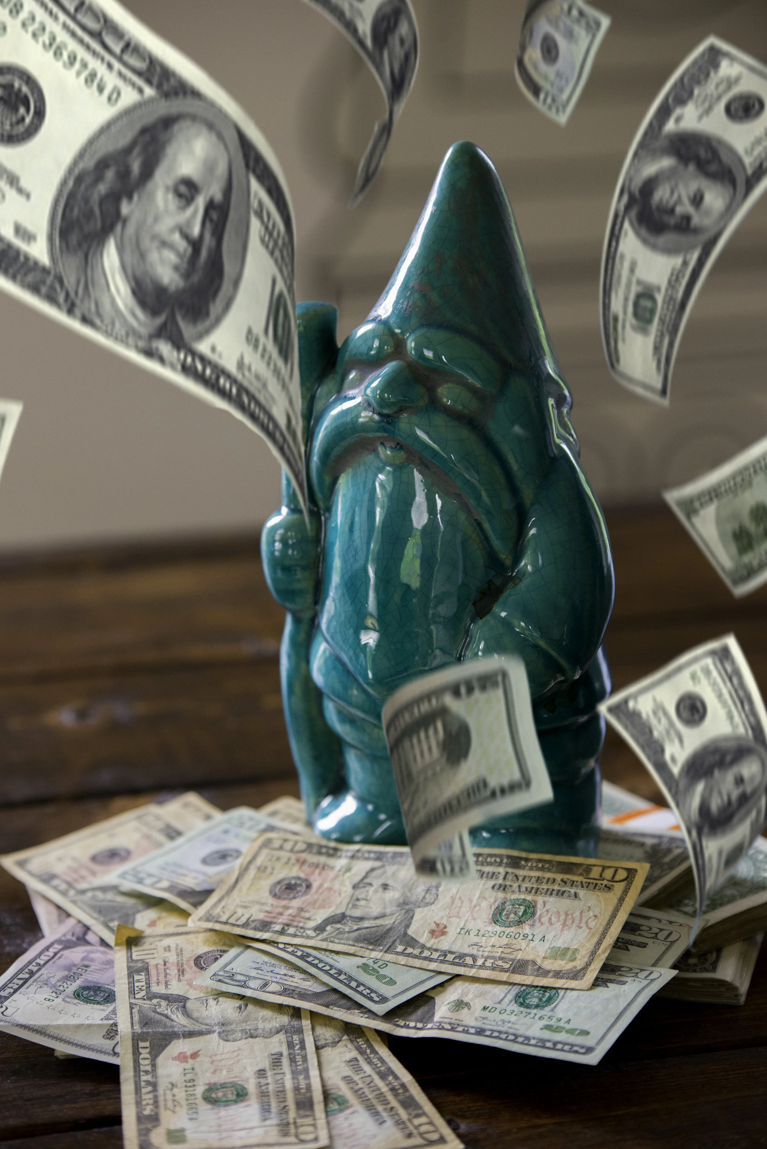 Gnome making it rain.jpg