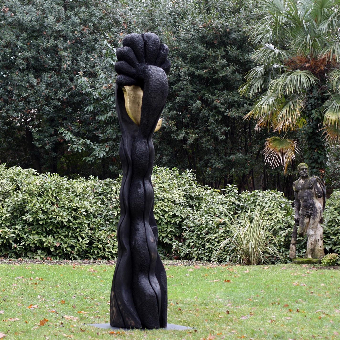 Damjan_Komel-Hair_clip_of_dreams_polichrome_wood_Gorizia_Italy-H330cm_2008-IMG_06-IMG_5686.jpg