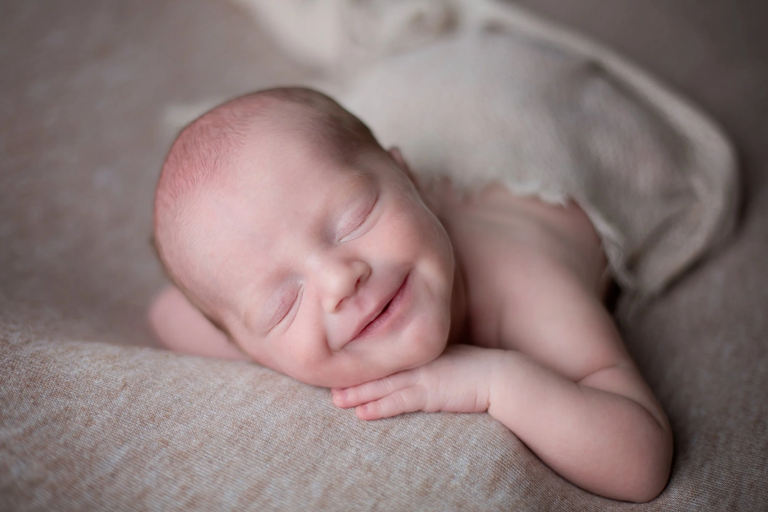 Montrose newborn photographer