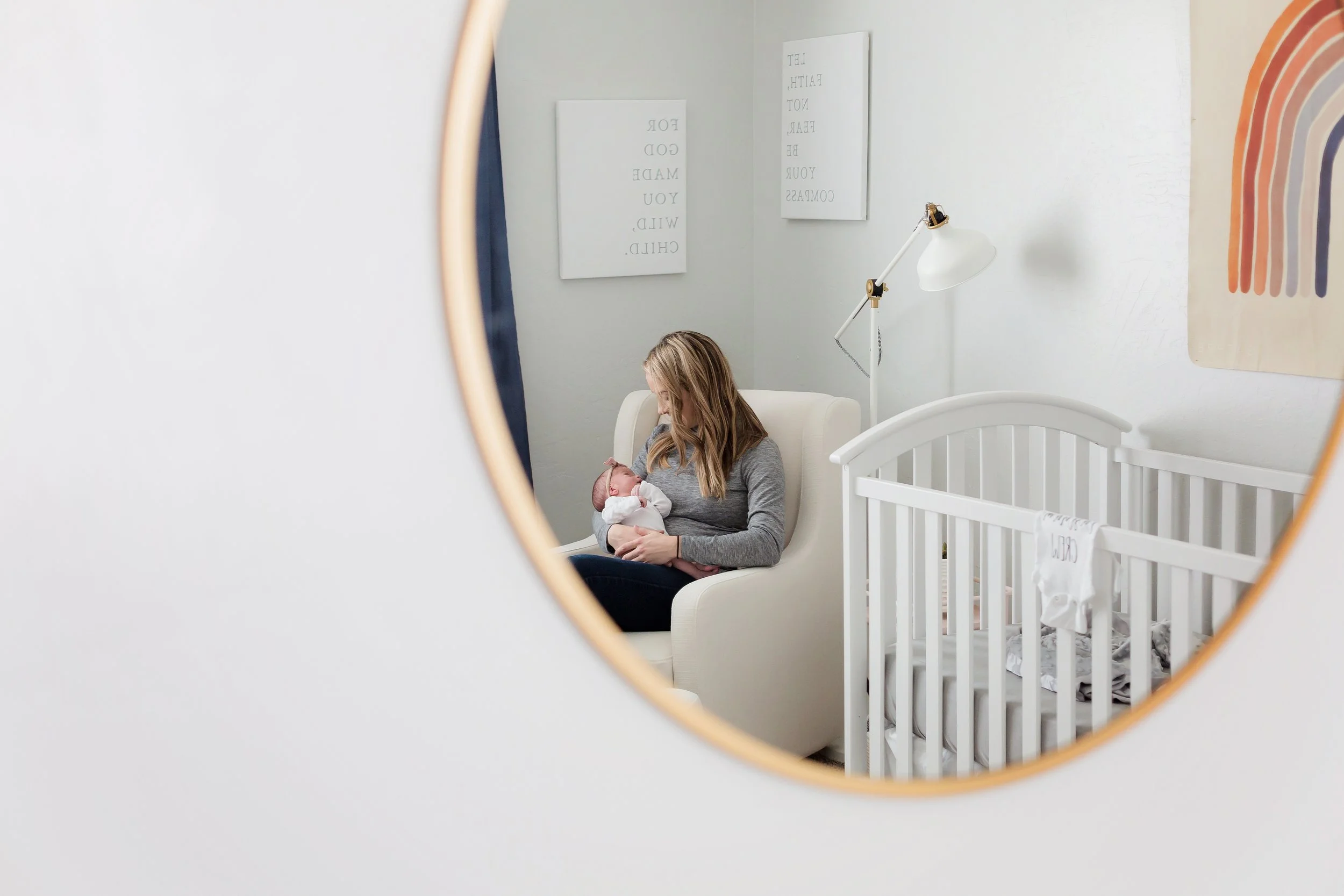 montrose-maternity-newborn-milestone-photographer.jpg