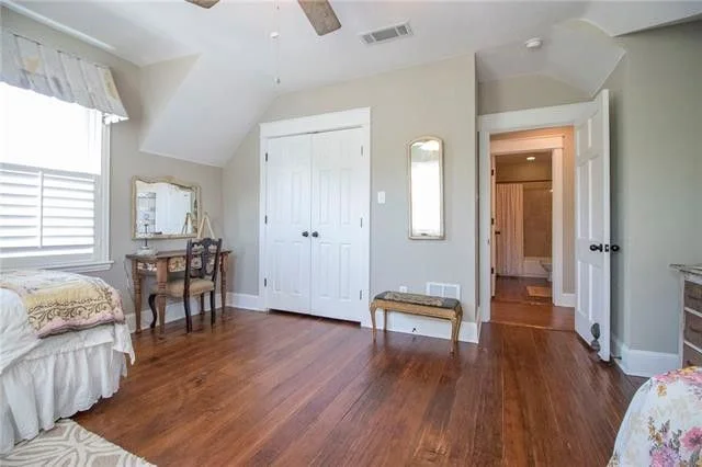 616 W Hunt St 29.jpg
