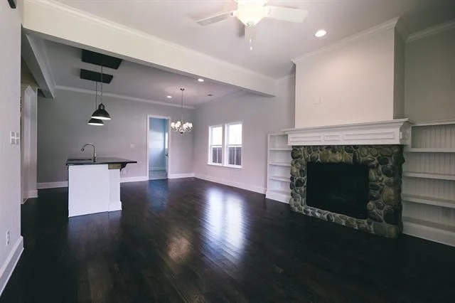 812 Barnes St 5.jpg