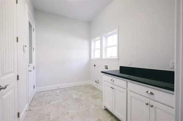 812 Barnes St 23.jpg