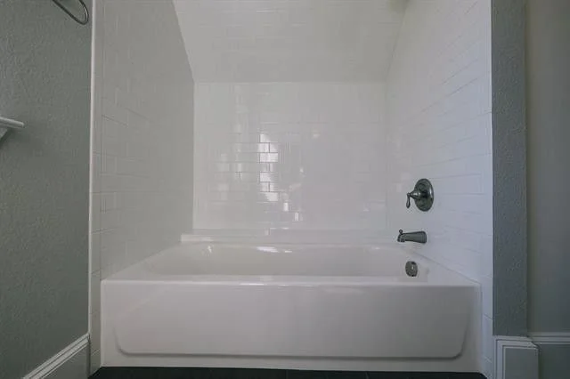 812 Barnes St 34.jpg