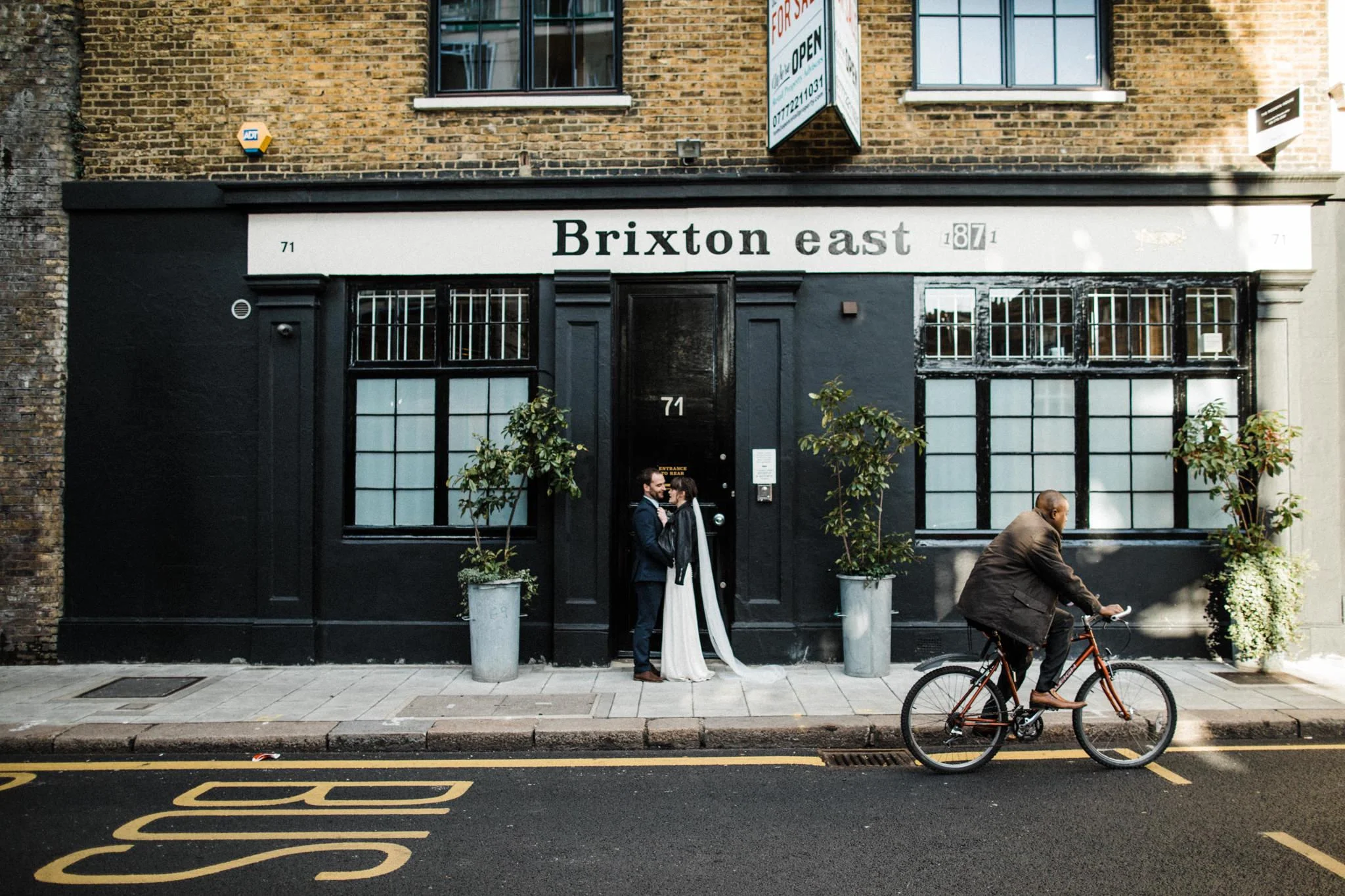 London Wedding, Wedding Planing, Non-traditional Wedding, Unconventional, Brixton East wedding, Dita Rosted Events, Style & design, Throughthewoodsweran Photography, winter wedding