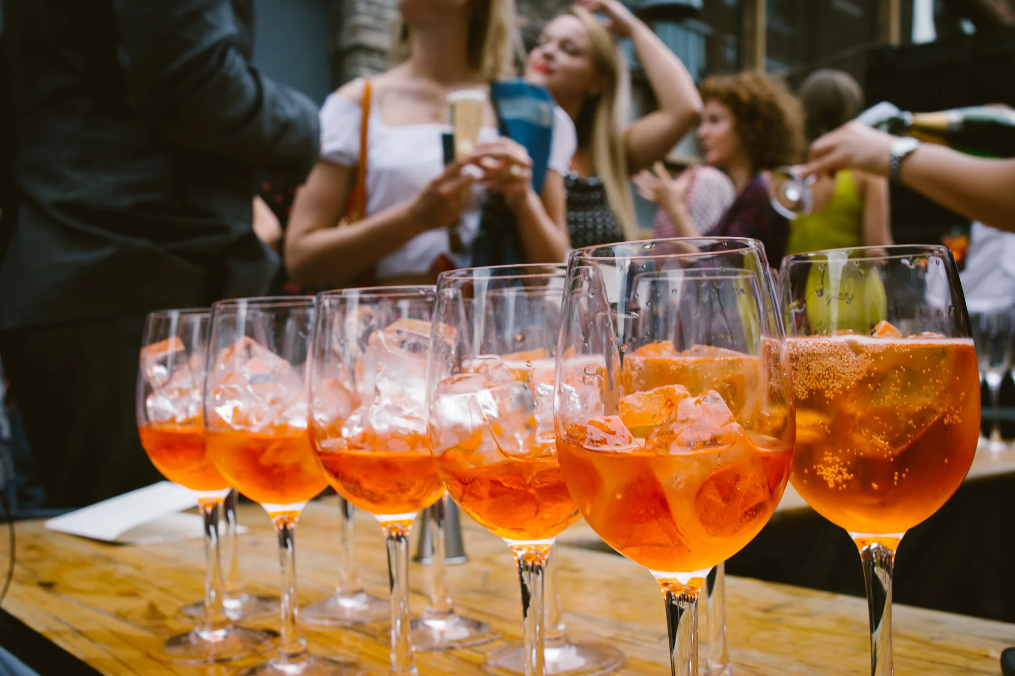 Bar Service - Champagne &amp; Aperol Spritz - Summer Wedding Reception Shoreditch East London - Bar Staff - Wedding Planner Dita Rosted Events