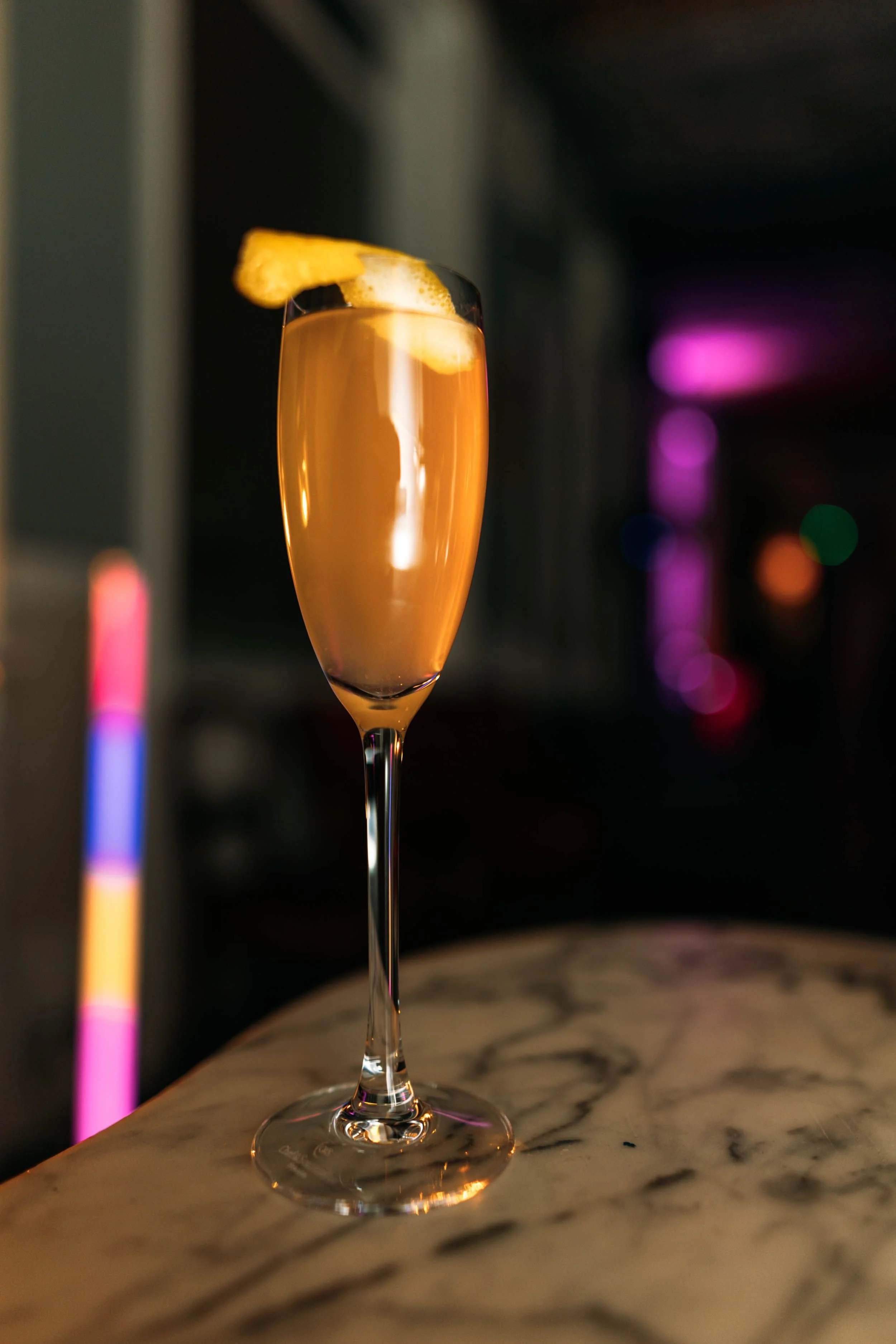 French 75 Classic Cocktail Retro Party Neon Lights Dita Rosted Events Production
