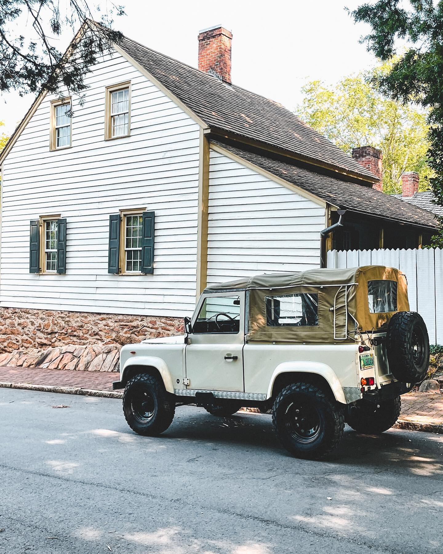 If your morning commute isn&rsquo;t fun, get a vehicle that makes it so. 

Hit us up for options. 

#landrover #defender #d90 #softtop90 #summervibes #mountainlife #lakelife #wsnc #winstonsalem #best4x4xfar