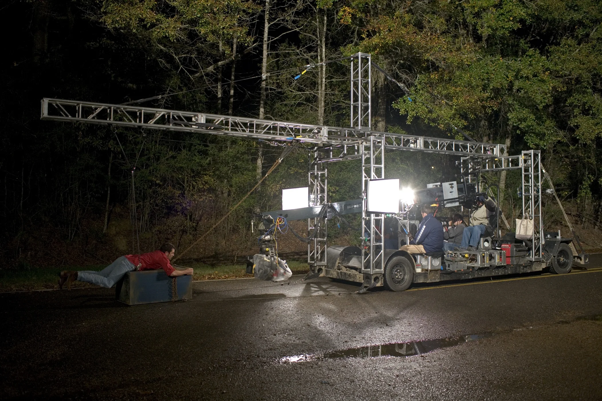 GO Mobile Truss Rig Driver's Pod Inside Frame Rails.jpg