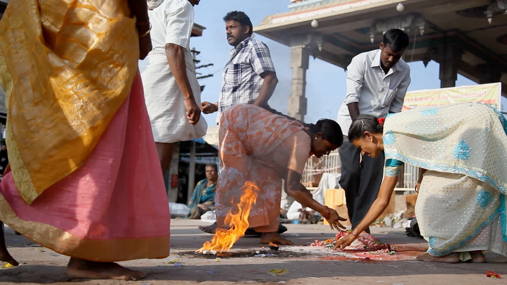 PRANA FIRE day+night.jpg