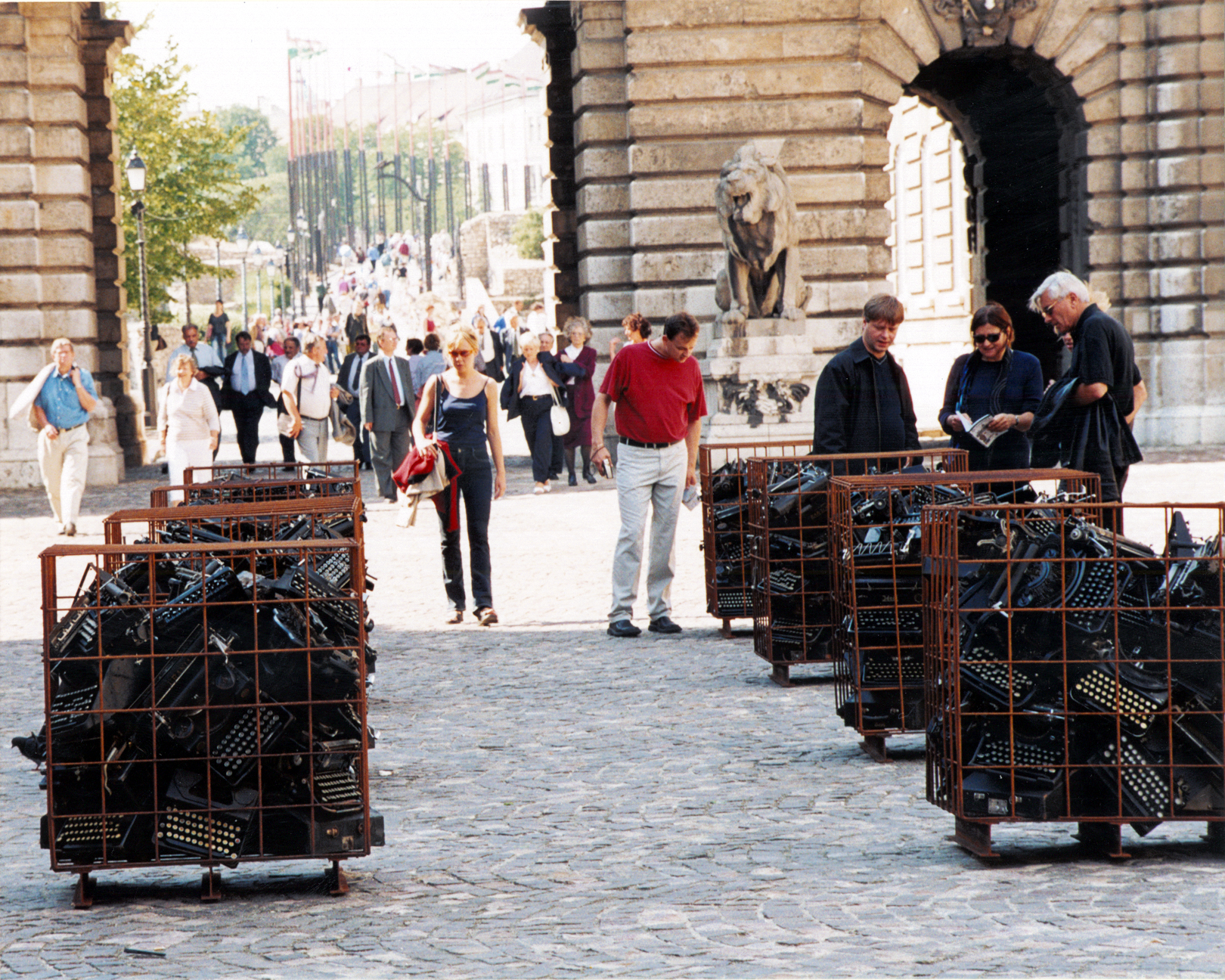  Lions’ Courtyard, Buda Castle, Budapest, 2002, photo by Sheryl Oring 