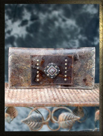 Clutch with Vintage Stones Delux (Weathered Brown Leather)