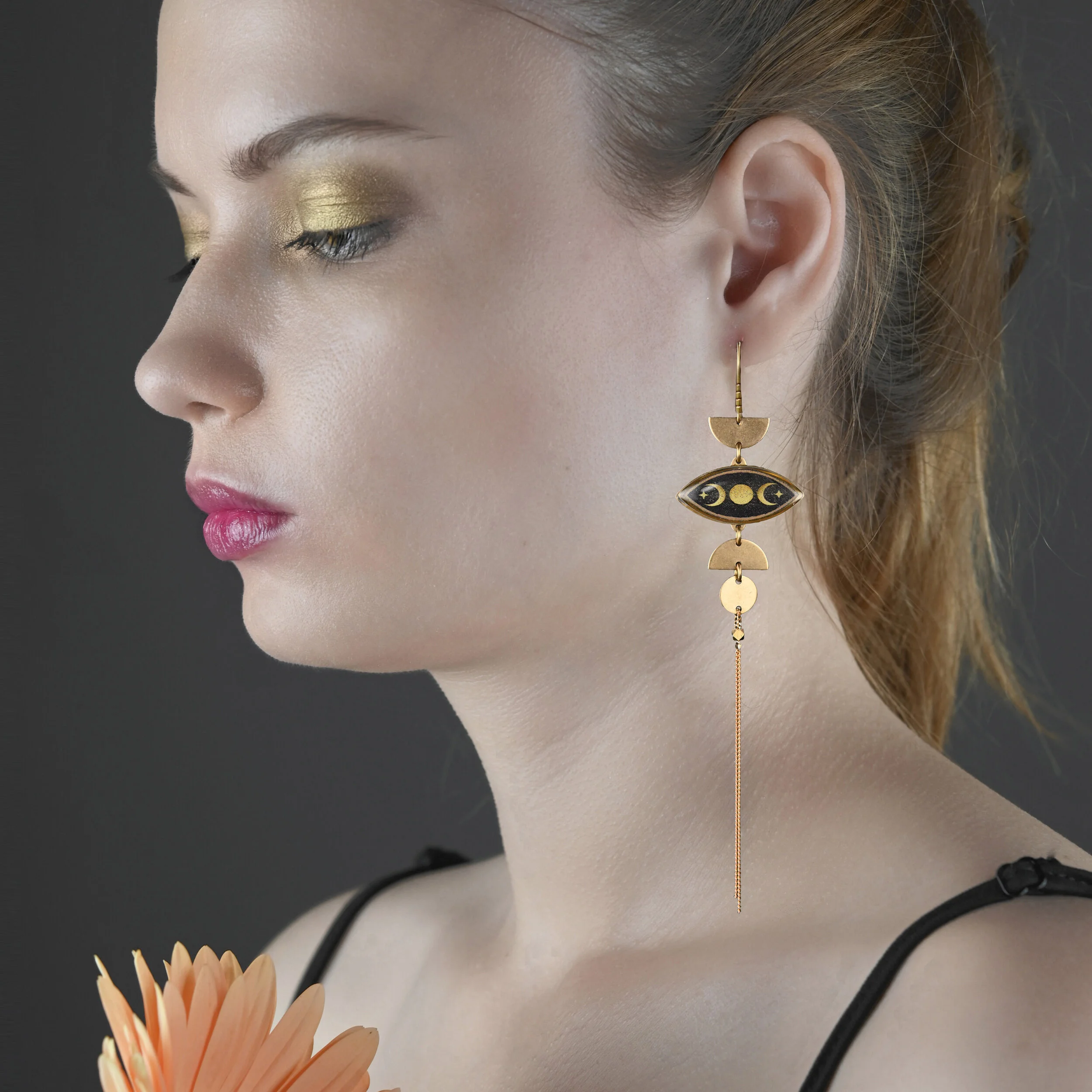 EAR-IM-11-Model-Moon-&-Stars.jpg
